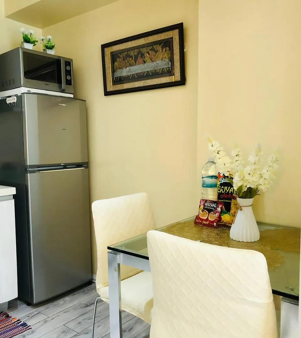 Hotel Jn Staycation Urban Azure Paranaque City