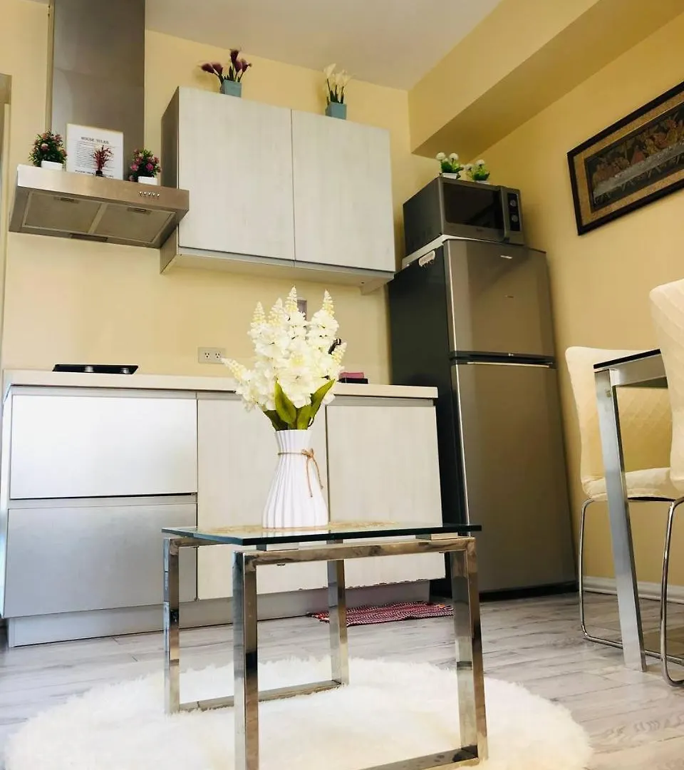 Jn Staycation Urban Azure Paranaque City Hotel